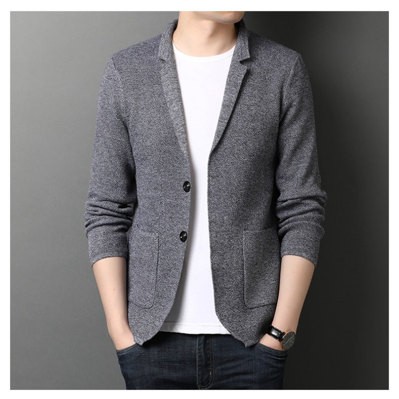 Men's Solid Knitted Buttoned Jacket